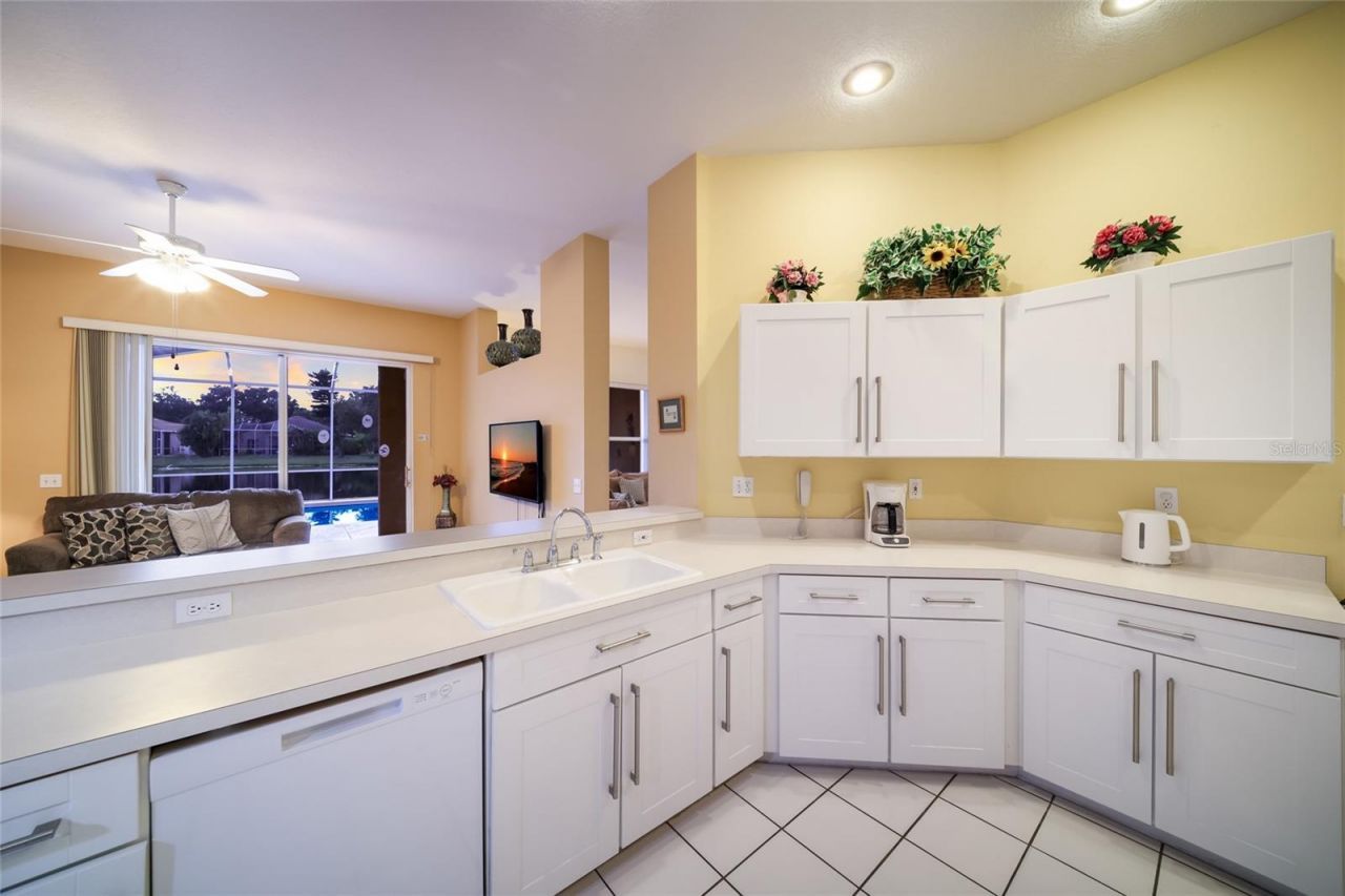 230 41st Street Ne, Bradenton, FL 34208 Photo