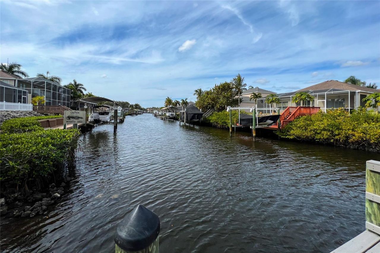 230 41st Street Ne, Bradenton, FL 34208 Photo