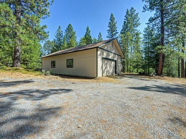 4070 Stope Dr, Placerville, CA 95667