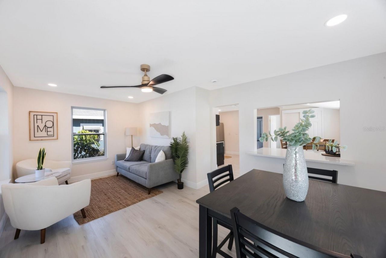 1160 36th Avenue N, Saint Petersburg, FL 33704 Photo