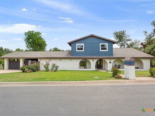 2617 River Oaks Drive , Belton, TX 76513
