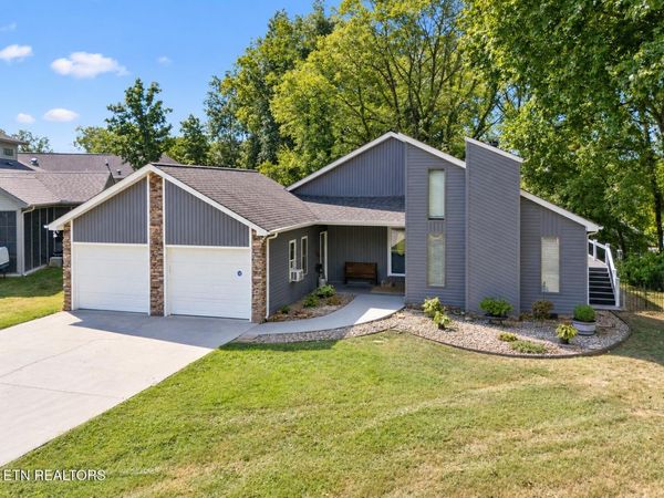 202 Daksi Lane, Loudon, TN 37774