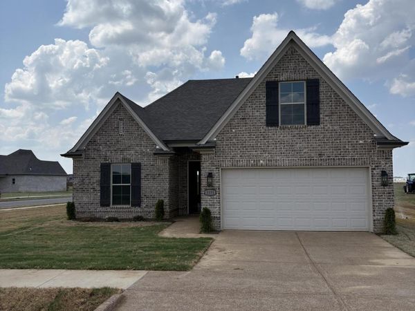 3151 E School Loop Road, Lake Cormorant, MS 38641