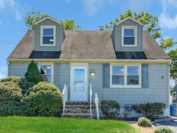 2708 Maple Avenue, South Plainfield, NJ 07080