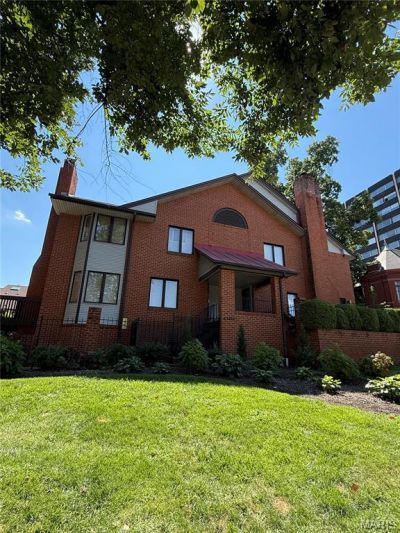4464 Lindell Boulevard , Unit 10, Saint Louis, MO 63108 Main Photo