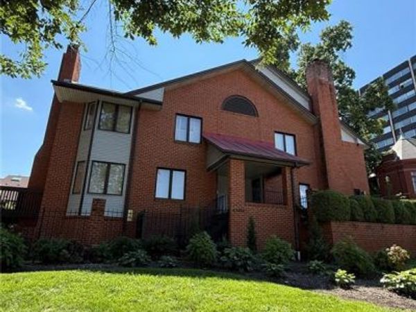 4464 Lindell Boulevard , Unit 10, St Louis, MO 63108