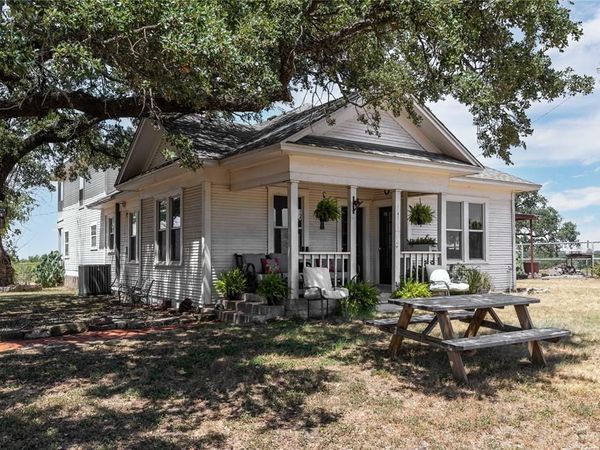 160 Ledgestone Lane , Blanket, TX 76432