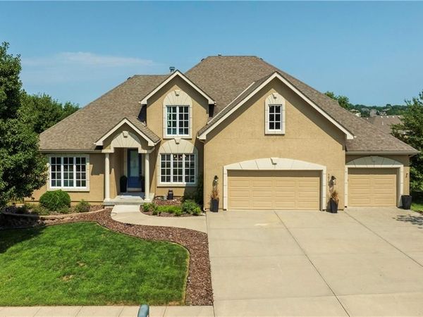 10108 NE 101st Street, Kansas City, MO 64157