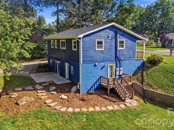 77 Trotter Place, Asheville, NC 28806