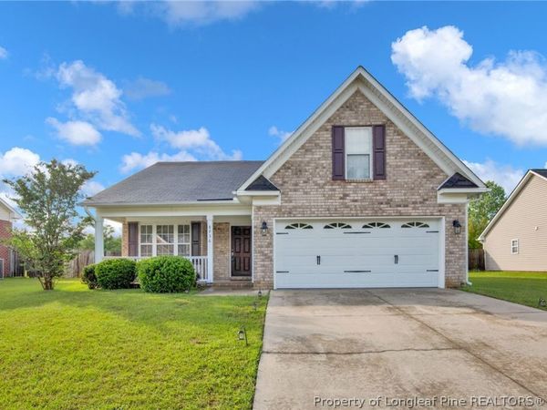 8236 Frenchorn Lane , Fayetteville, NC 28314