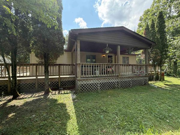 1685 Riffle Creek Road, Huttonsville, WV 26273