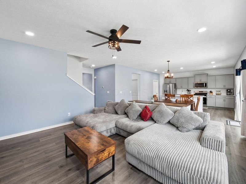 721 Leslie Drive , Plain City, OH 43064 Photo 7