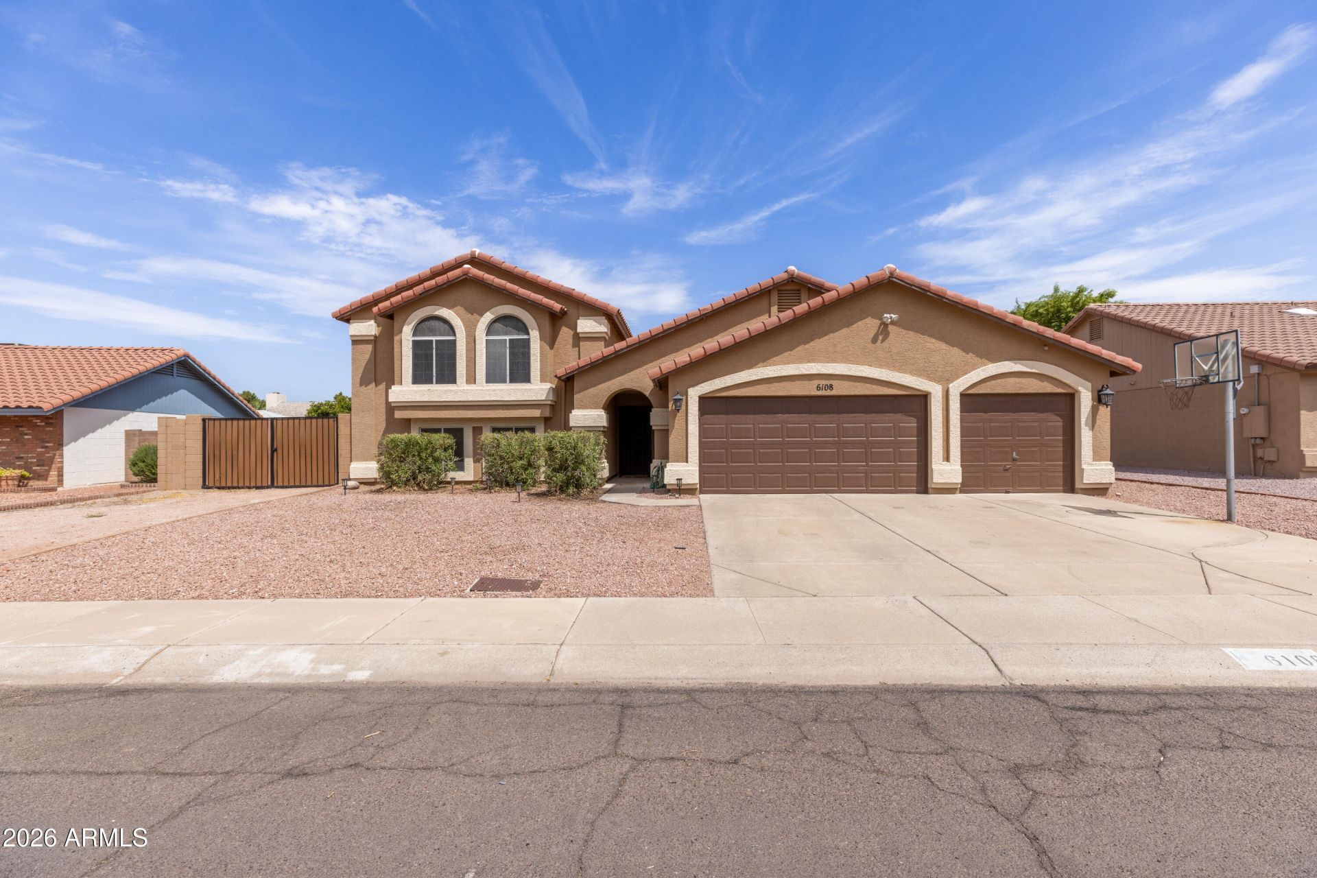 6108 W Shangri La Road W, Glendale, AZ 85304 Main Photo