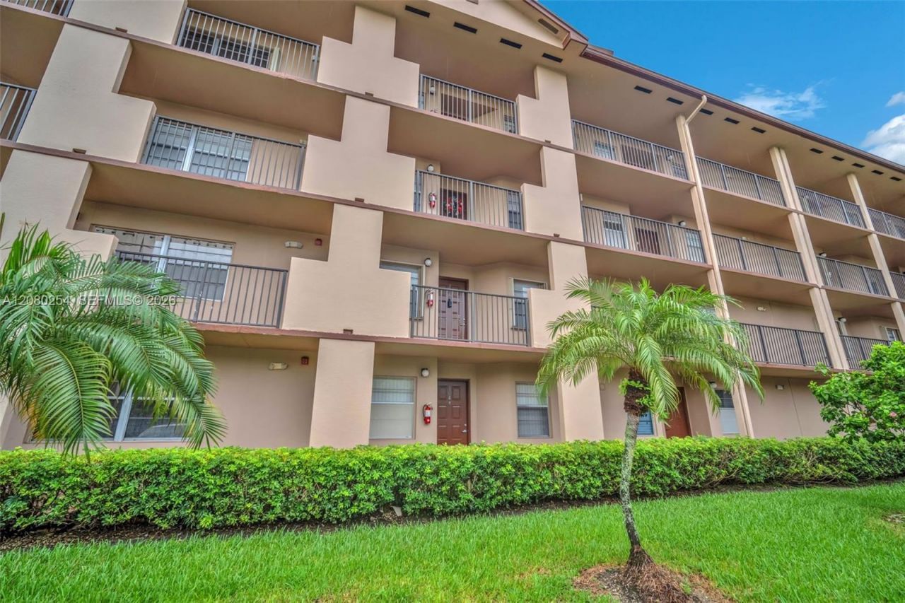 13105 SW 16th Ct , Unit 204L, Pembroke Pines, FL 33027 Photo