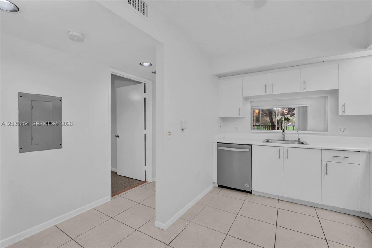 13105 SW 16th Ct , Unit 204L, Pembroke Pines, FL 33027 Photo