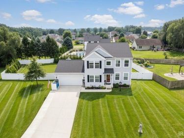 10500 Roszalka Court, Granger, IN 46530