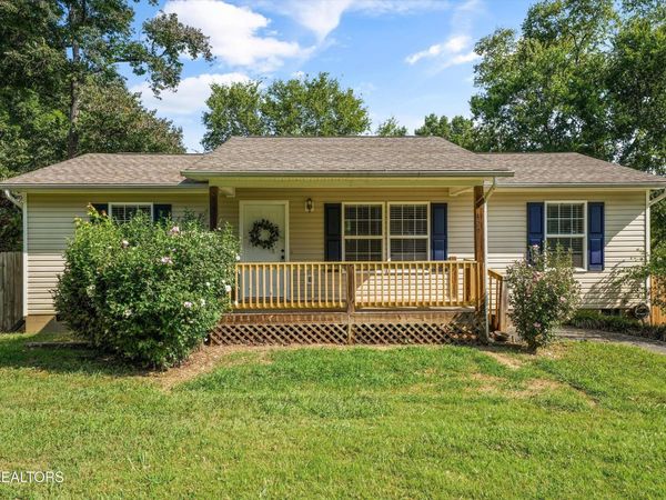 429 Woodlawn Pike, Knoxville, TN 37920