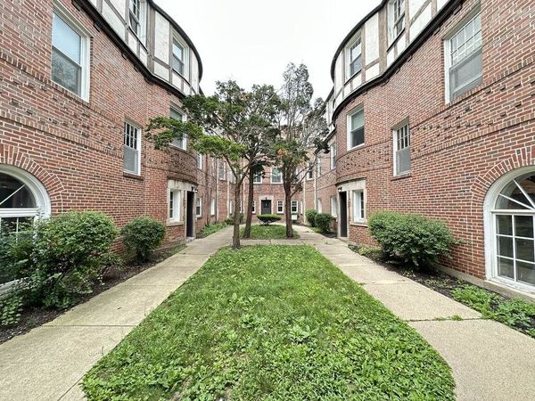 918 Green Bay Road , Unit 2F, Winnetka, IL 60093