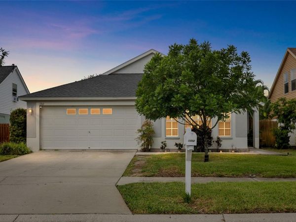 1702 MEADOW OAK LANE , TARPON SPRINGS, FL 34689