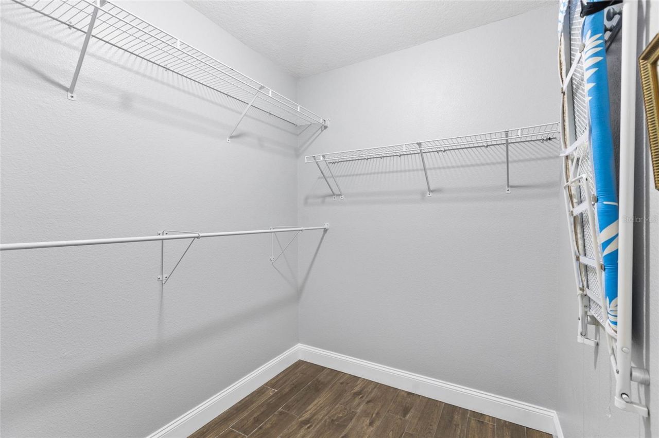 1702 Meadow Oak Lane , Tarpon Springs, FL 34689 Photo