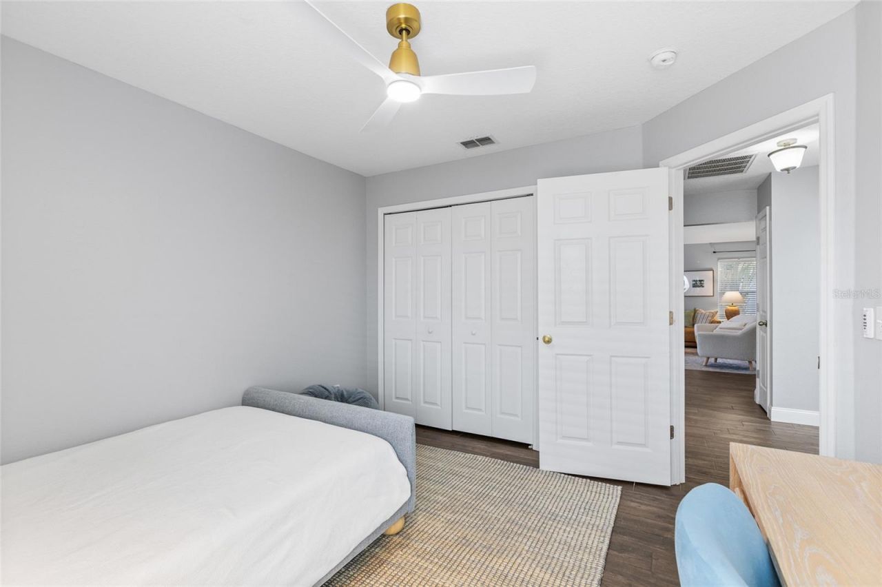 1702 Meadow Oak Lane , Tarpon Springs, FL 34689 Photo