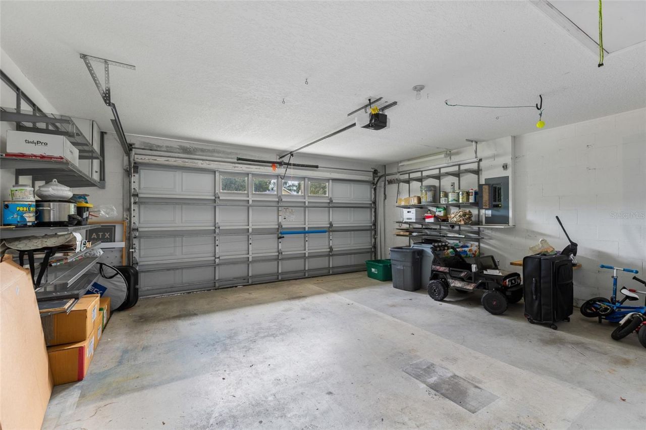 1702 Meadow Oak Lane , Tarpon Springs, FL 34689 Photo