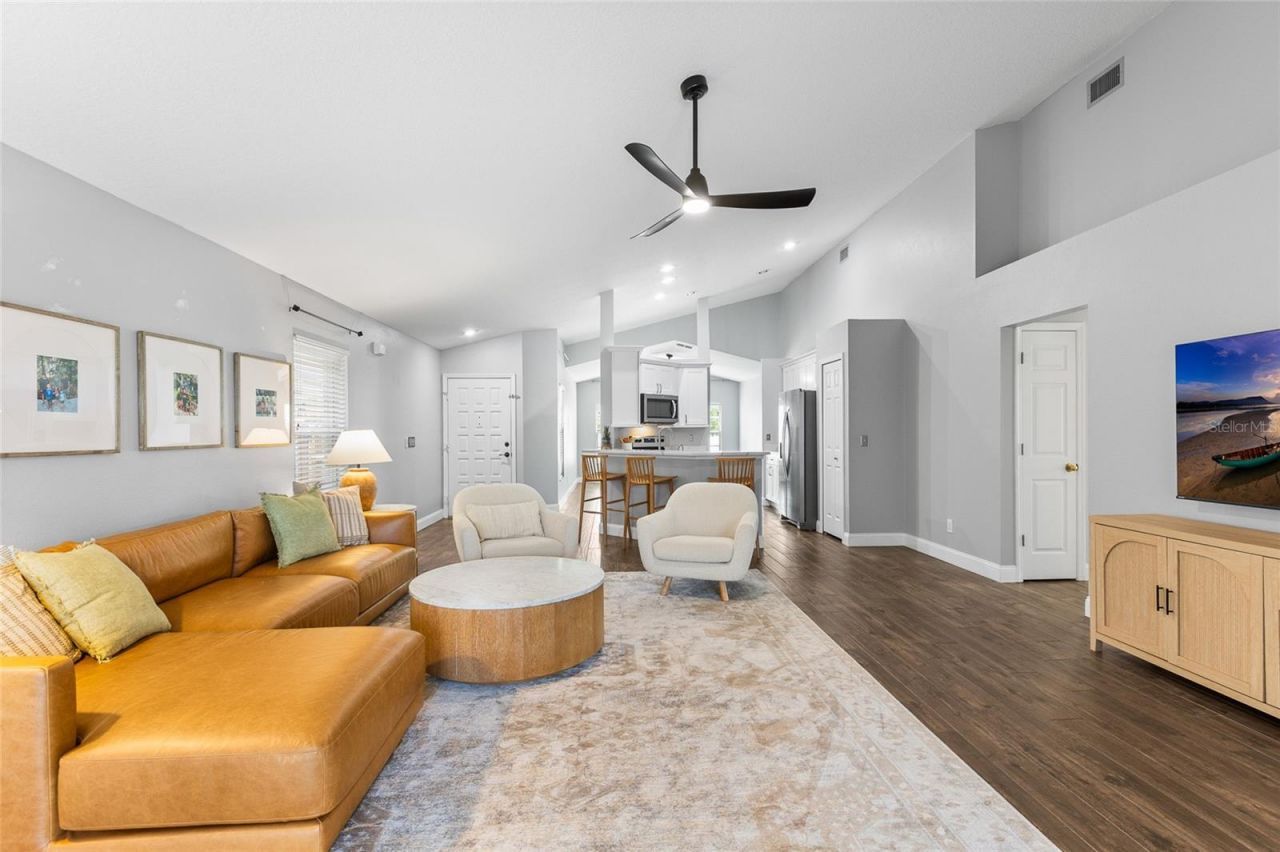 1702 Meadow Oak Lane , Tarpon Springs, FL 34689 Photo