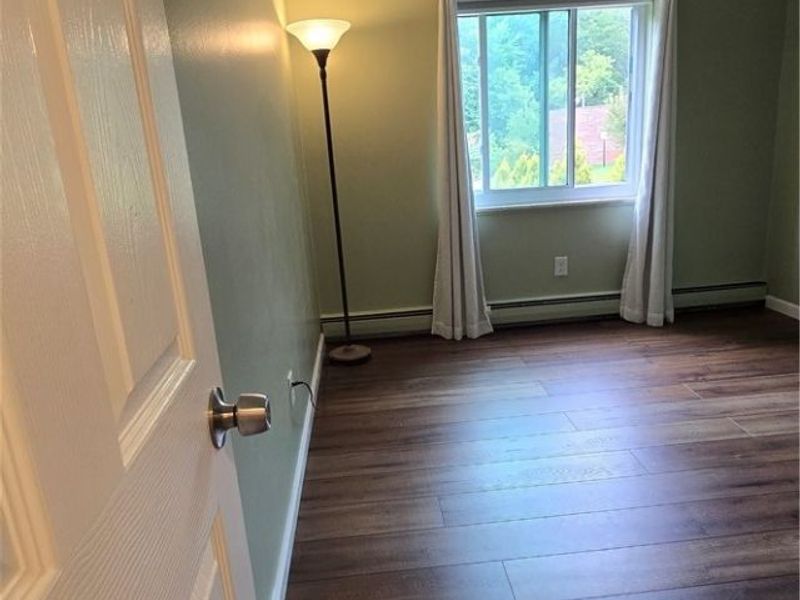 315 Solon Road, Unit 202, Chagrin Falls, OH 44022 Photo 6