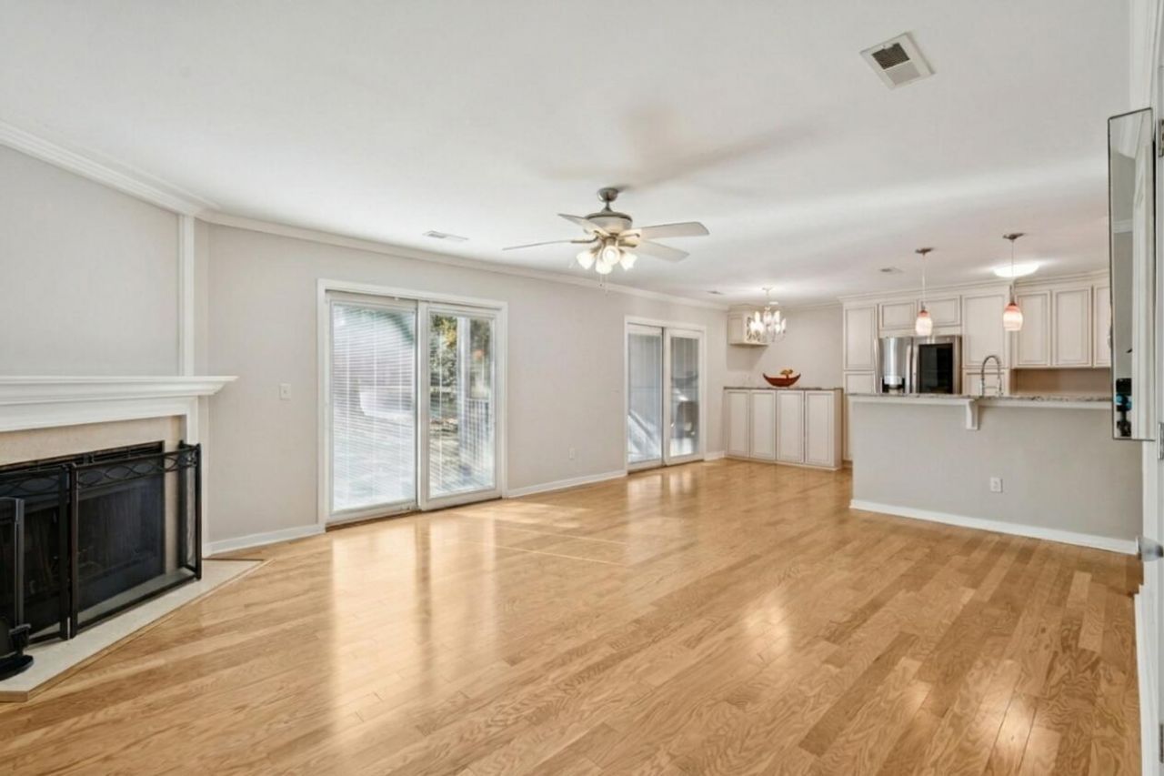 7951 Cricket Court Photo 6