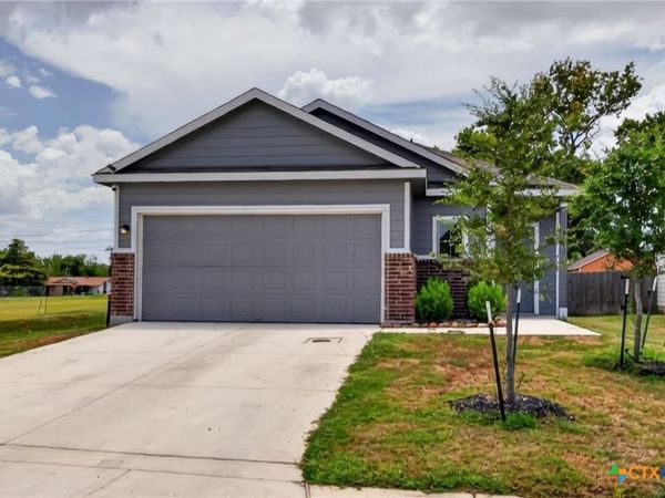 621 Kulpa Cross , Seguin, TX 78155
