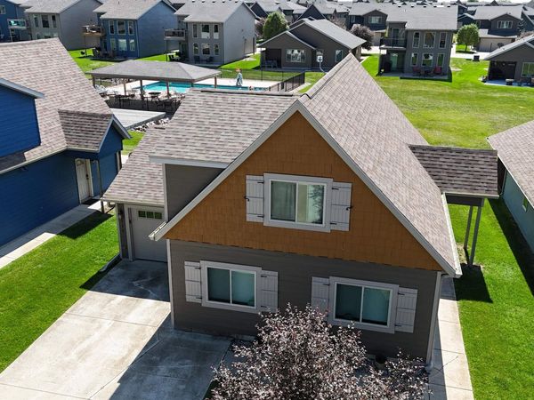 290 240th Avenue , Unit 110, Arnolds Park, IA 51331