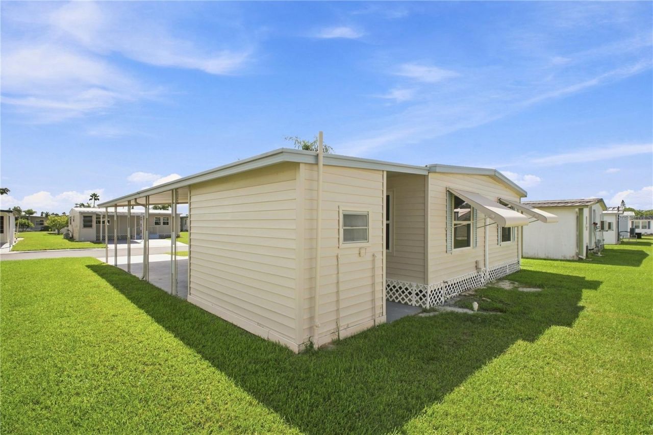 10913 Justice Drive , Port Richey, FL 34668 Photo