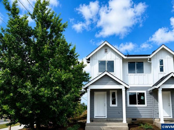 885 Kirskey St, Woodburn, OR 97071