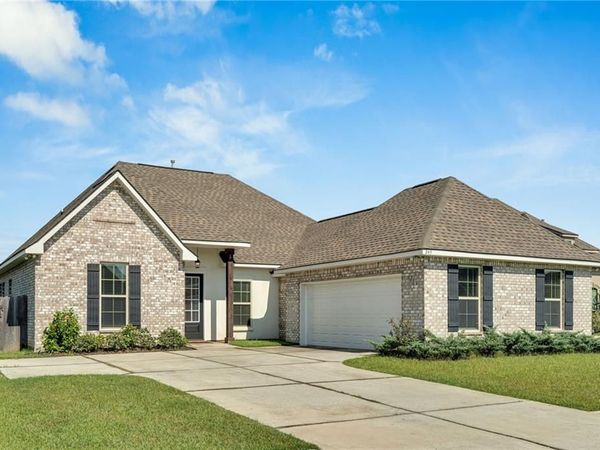 245 ROYAL OAK Boulevard, Thibodaux, LA 70301