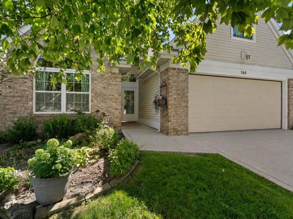 560 Lantern Walk, Valparaiso, IN 46385