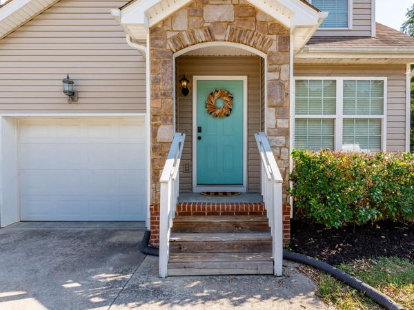 1699 Short Leaf Lane, Soddy Daisy, TN 37379