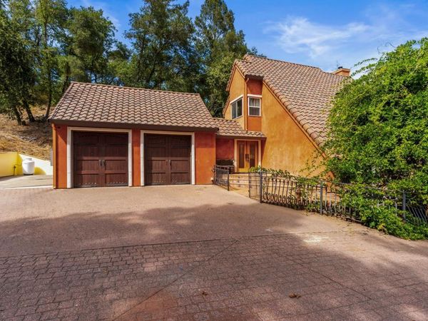 2145 NW Mount Veeder Road, Napa, CA 94558
