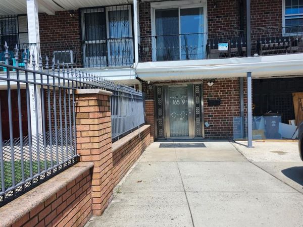 165-19 CHAPIN PKWY , Unit 3, Jamaica, NY 11432