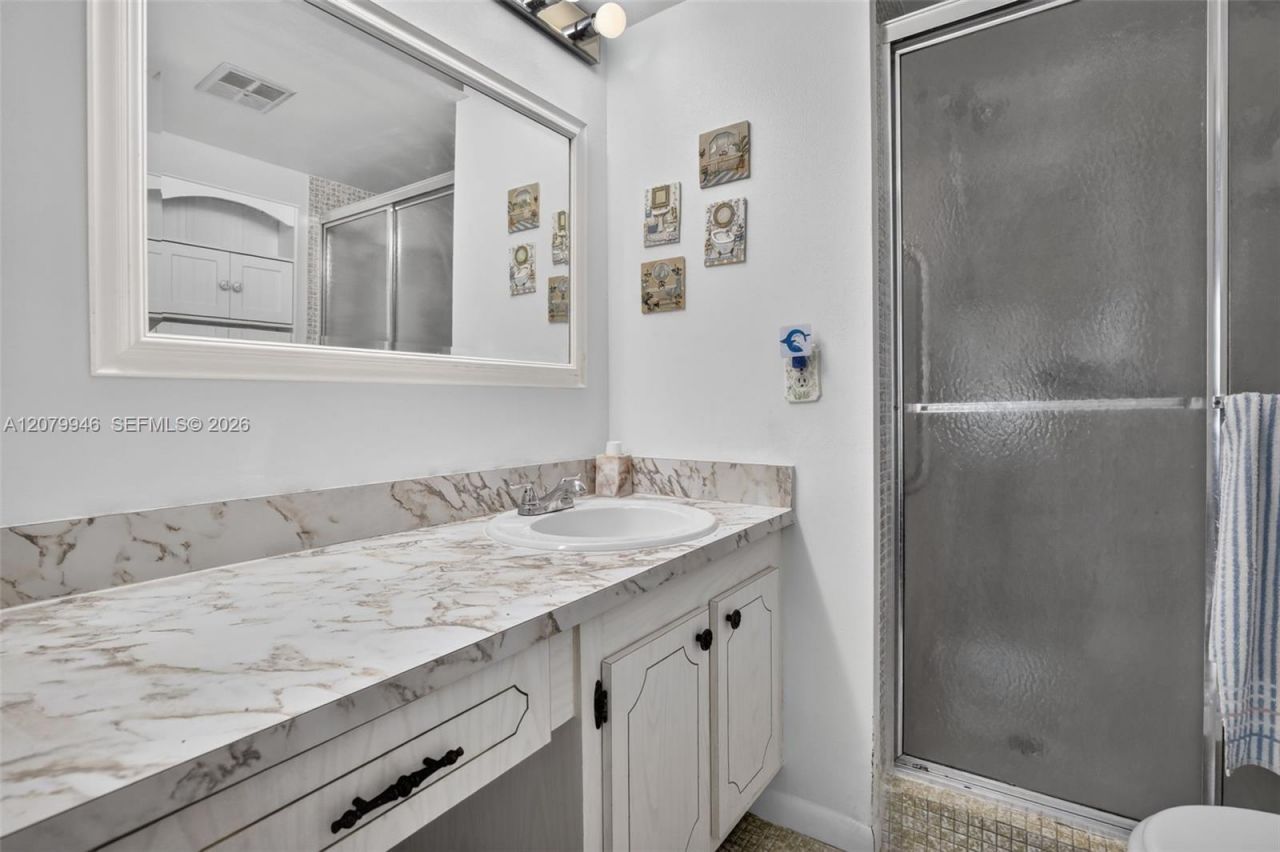 9261 Sunrise Lakes Blvd , Unit 203, Sunrise, FL 33322 Photo