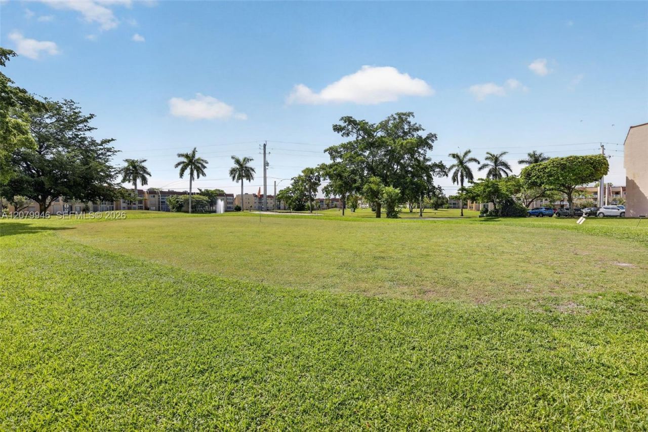 9261 Sunrise Lakes Blvd , Unit 203, Sunrise, FL 33322 Photo