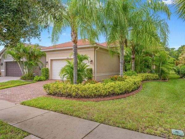 4952 SANDY GLEN WAY , WIMAUMA, FL 33598
