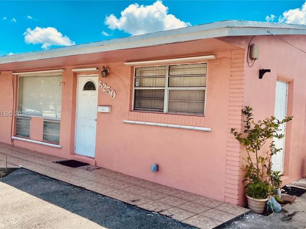 6250 SW 21 Street , Miramar, FL 33023