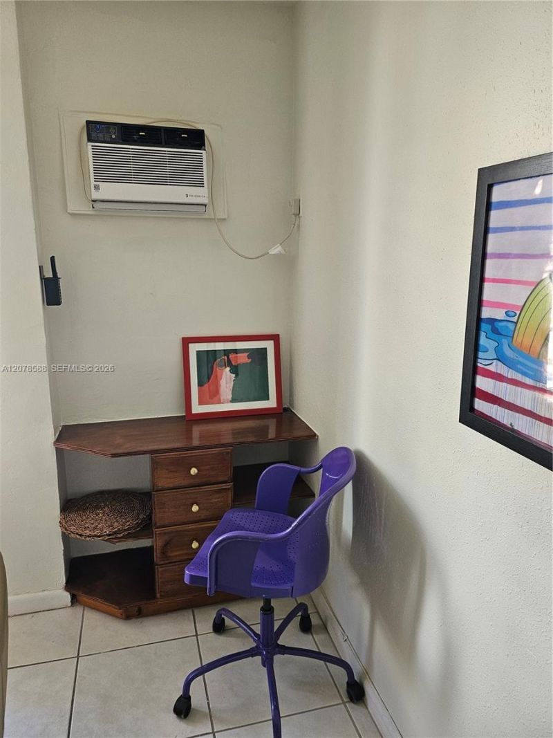 3030 Collins Ave, Unit 4B, Miami Beach, FL 33140 Photo