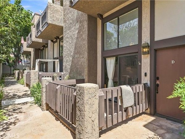 1909 Huntington Drive, Unit D, Duarte, CA 91010
