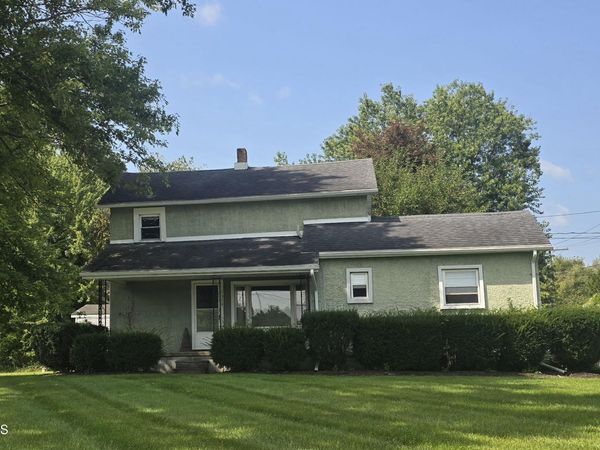 1374 Tiffin Street , Fremont, OH 43420