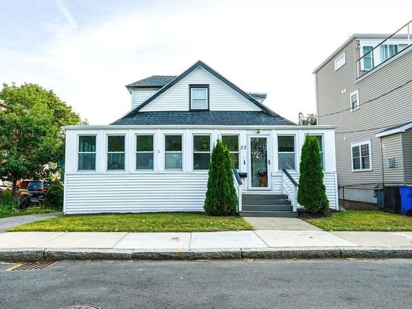 33 Bay View Ave, Winthrop, MA 02152