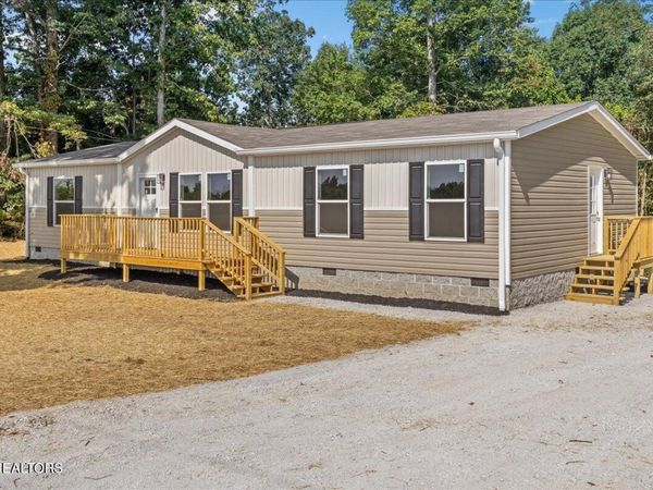 1107 Oak Grove Rd, Madisonville, TN 37354