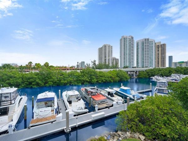 3575 Mystic Pointe Dr, slip 56 , Aventura, FL 33180