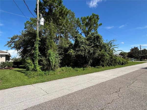 25 FLINTHILL LANE , PALM COAST, FL 32137
