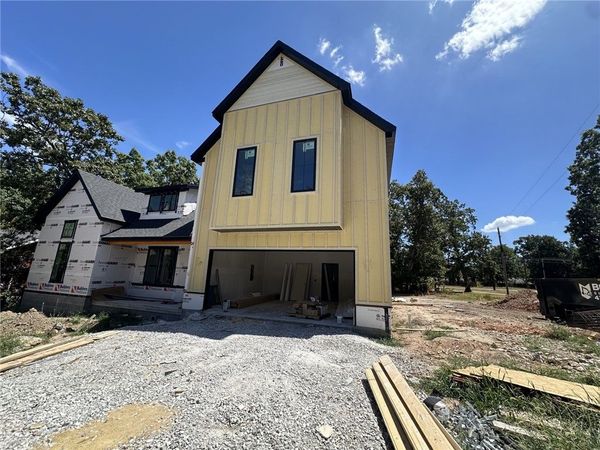 2 Branchwood Drive , Bella Vista, AR 72715